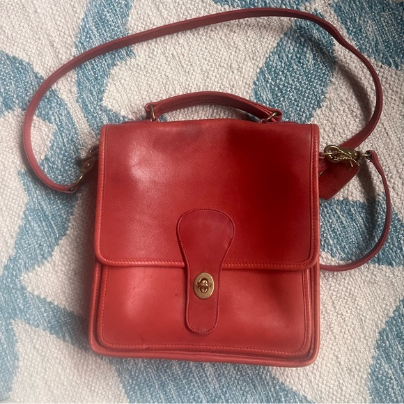 Coach Handbags - Coach Red Station Bag Leather crossbody bag satchel vintage with hang tag